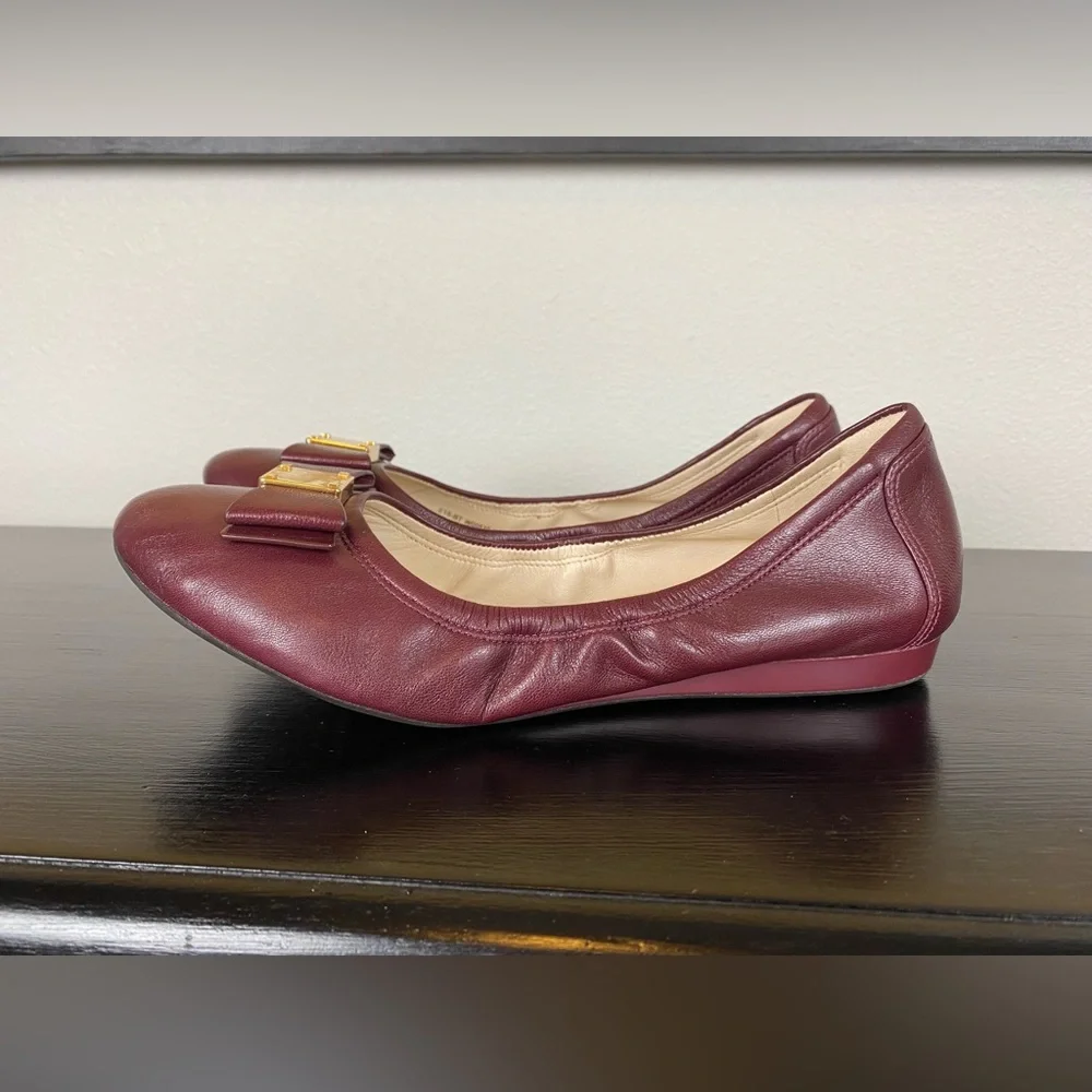 Coke Haan Bow Flats Leather New! 7.5 Burgundy